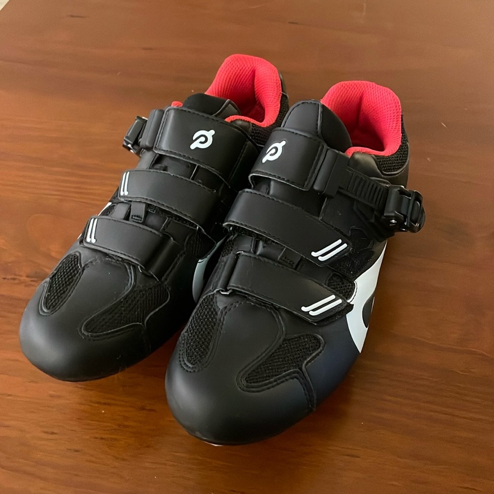 Peloton shoes with cleats, women’s 9/40